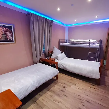 B&B Gaeste Zimmer-ristorante Kochertal Da Enzo *
