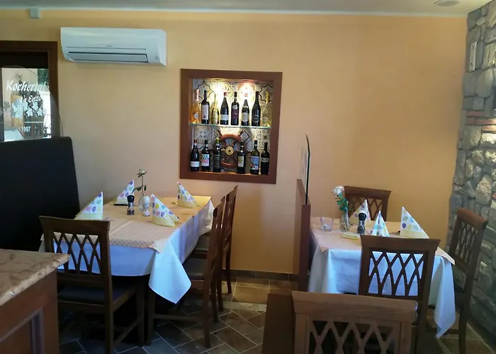 Gaeste Zimmer-ristorante Kochertal Da Enzo *